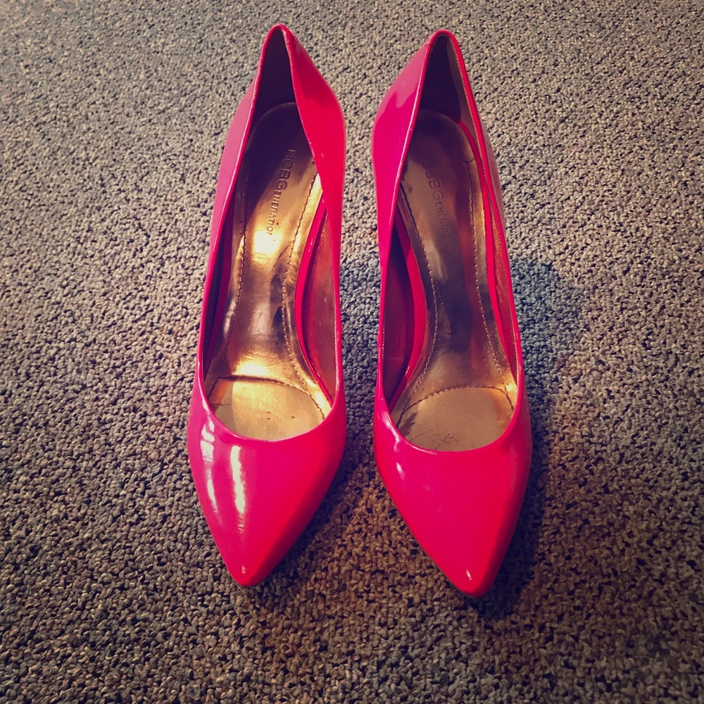 BCBG hot pink pumps